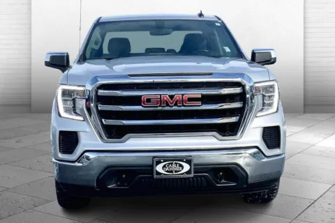 Photos of 2021 GMC Sierra 1500 SLE for sale in Independence, MO at Cable Dahmer Buick GMC of Independence