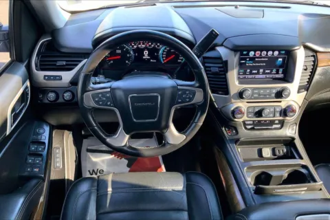 More photos of 2019 GMC Yukon XL Denali at Cable Dahmer Buick GMC of Independence, MO