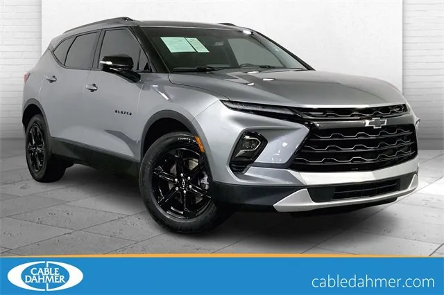 Used 2023 Chevrolet Blazer 3LT with VIN 3GNKBDRS3PS208625 for sale in Kansas City