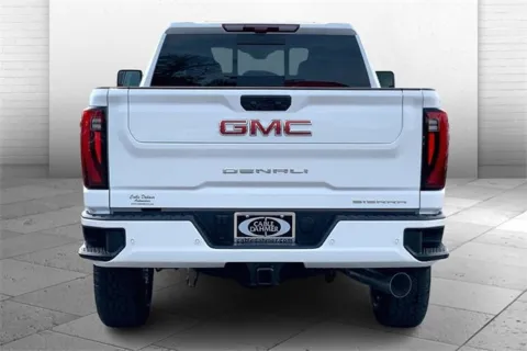 More photos of 2025 GMC Sierra 2500 HD Denali at Cable Dahmer Buick GMC of Independence, MO
