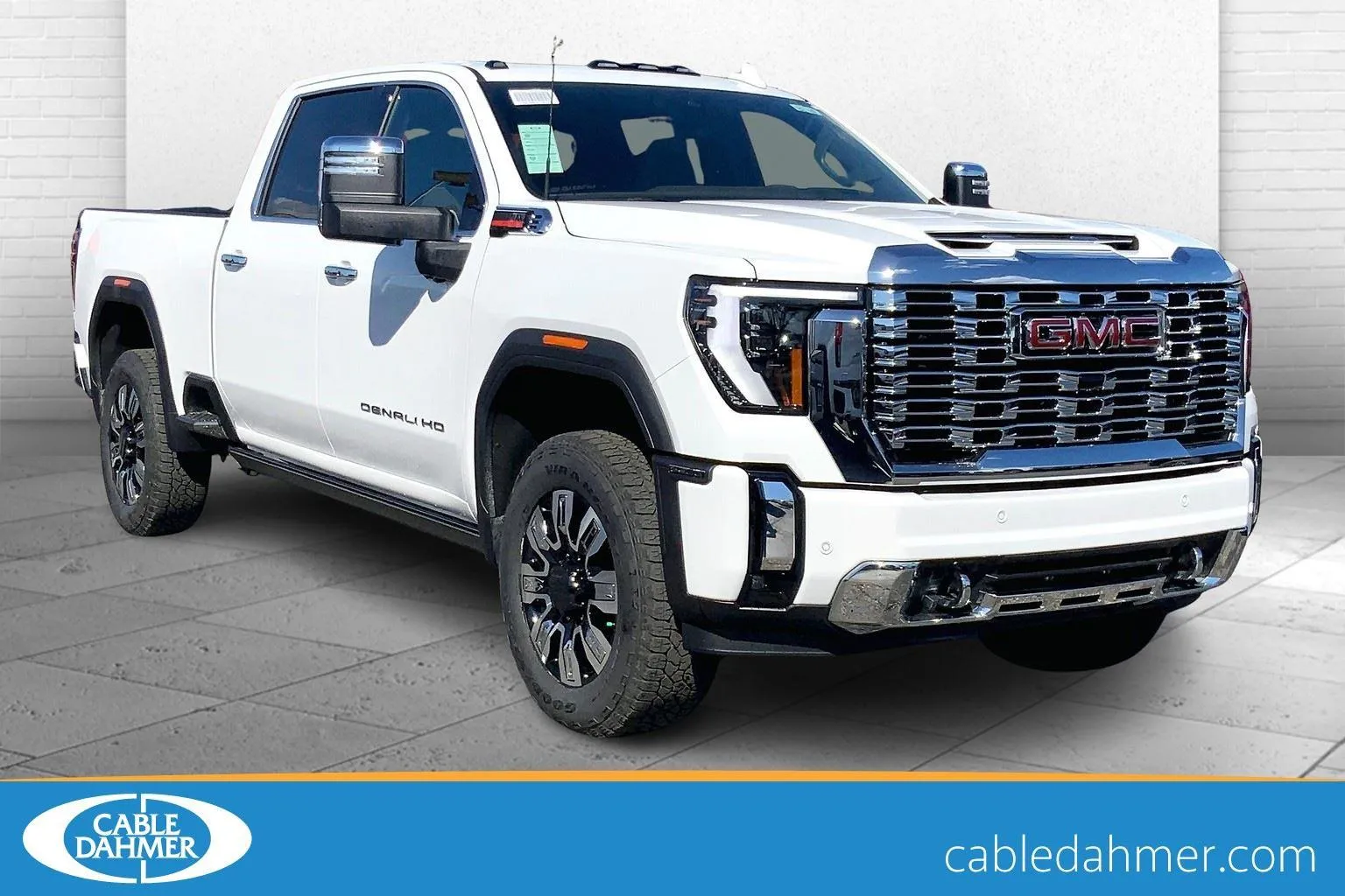 White 2025 GMC Sierra 2500 HD Denali for sale in Independence, MO