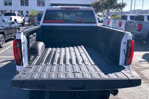 More photos of 2025 GMC Sierra 2500 HD Denali at Cable Dahmer Buick GMC of Independence, MO