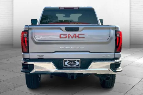 More photos of 2025 GMC Sierra 2500 HD SLT at Cable Dahmer Buick GMC of Independence, MO
