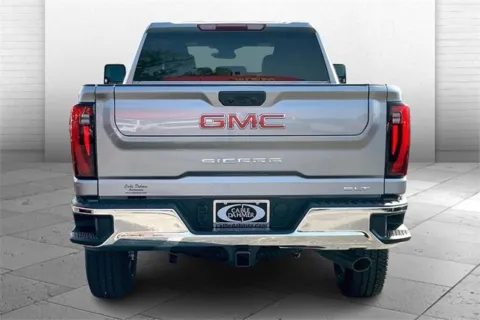 More photos of 2025 GMC Sierra 2500 HD SLT at Cable Dahmer Buick GMC of Independence, MO