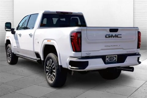 Another view of 2025 GMC Sierra 2500 HD Denali Ultimate for sale in Independence, MO at Cable Dahmer Buick GMC of Independence