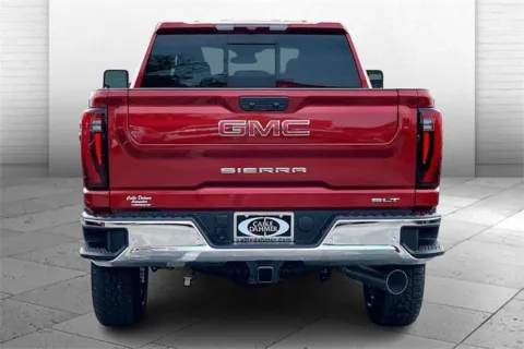 More photos of 2025 GMC Sierra 2500 HD SLT at Cable Dahmer Buick GMC of Independence, MO