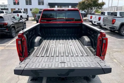 More photos of 2025 GMC Sierra 2500 HD SLT at Cable Dahmer Buick GMC of Independence, MO