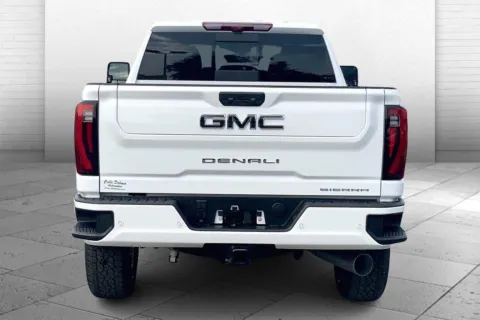 More photos of 2025 GMC Sierra 2500 HD Denali Ultimate at Cable Dahmer Buick GMC of Independence, MO
