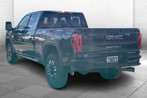 Another view of 2025 GMC Sierra 2500 HD Denali Ultimate for sale in Independence, MO at Cable Dahmer Buick GMC of Independence