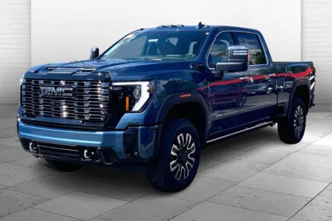 Photos of 2025 GMC Sierra 2500 HD Denali Ultimate for sale in Independence, MO at Cable Dahmer Buick GMC of Independence