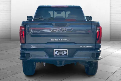 More photos of 2025 GMC Sierra 2500 HD Denali Ultimate at Cable Dahmer Buick GMC of Independence, MO