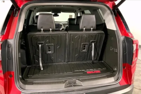 More photos of 2023 GMC Acadia SLT at Cable Dahmer Buick GMC of Independence, MO