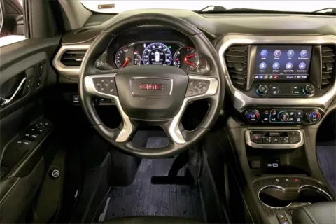 More photos of 2023 GMC Acadia SLT at Cable Dahmer Buick GMC of Independence, MO