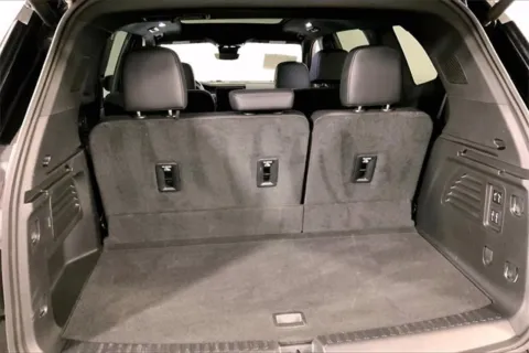 More photos of 2024 GMC Acadia Denali at Cable Dahmer Buick GMC of Independence, MO