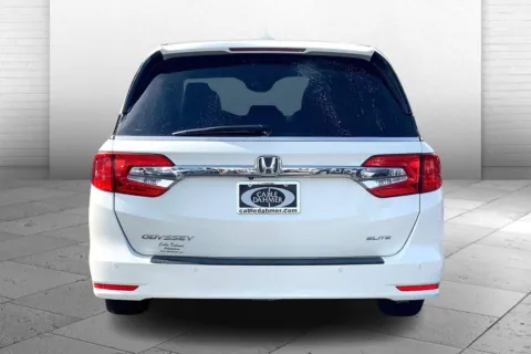 Another view of 2018 Honda Odyssey Elite for sale in Independence, MO at Cable Dahmer Buick GMC of Independence