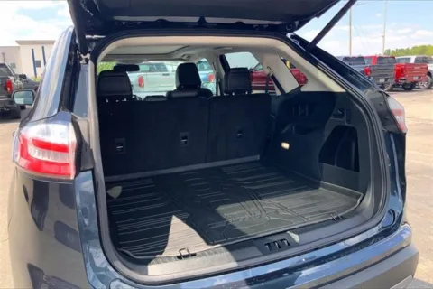 More photos of 2024 Ford Edge SEL at Cable Dahmer Buick GMC of Independence, MO