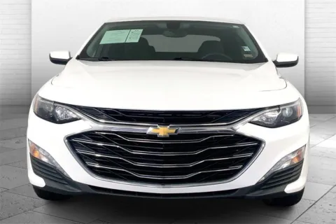 Photos of 2021 Chevrolet Malibu LT for sale in Independence, MO at Cable Dahmer Buick GMC of Independence