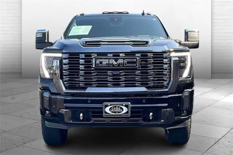 Photos of 2024 GMC Sierra 2500 HD Denali Ultimate for sale in Independence, MO at Cable Dahmer Buick GMC of Independence