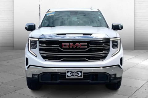 Photos of 2022 GMC Sierra 1500 SLT for sale in Independence, MO at Cable Dahmer Buick GMC of Independence