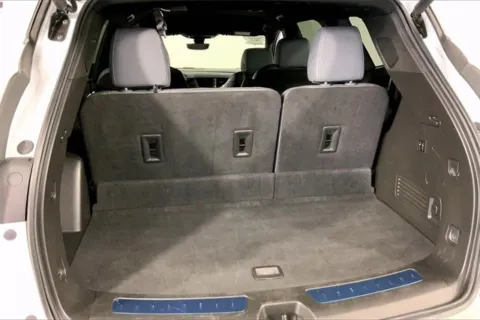 More photos of 2024 Buick Enclave Premium at Cable Dahmer Buick GMC of Independence, MO