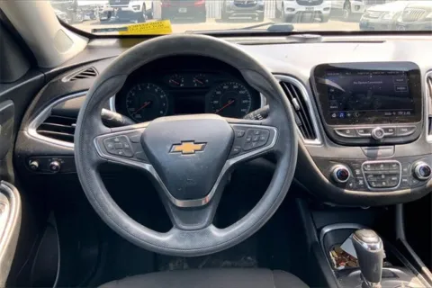 More photos of 2019 Chevrolet Malibu LT at Cable Dahmer Buick GMC of Independence, MO