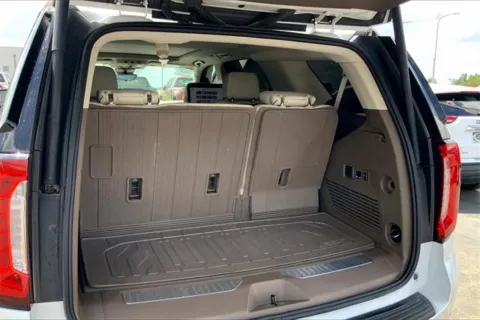 More photos of 2024 GMC Yukon Denali at Cable Dahmer Buick GMC of Independence, MO