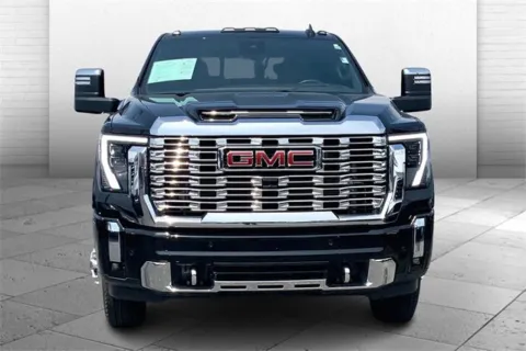 Photos of 2025 GMC Sierra 3500 HD Denali DRW for sale in Independence, MO at Cable Dahmer Buick GMC of Independence