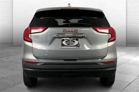 Another view of 2024 GMC Terrain SLE for sale in Independence, MO at Cable Dahmer Buick GMC of Independence