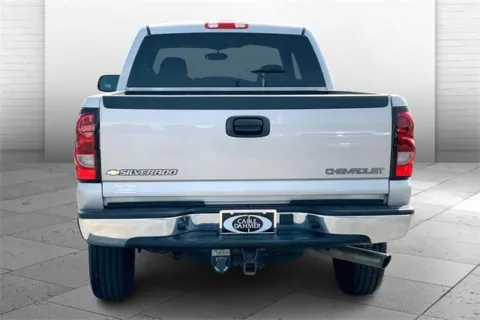 Another view of 2004 Chevrolet Silverado 2500 HD LT for sale in Independence, MO at Cable Dahmer Buick GMC of Independence