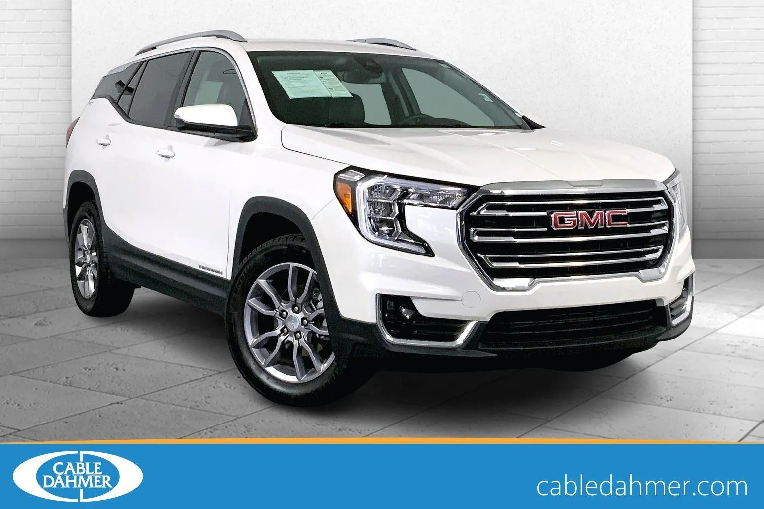 White 2024 GMC Terrain SLT for sale in Independence, MO