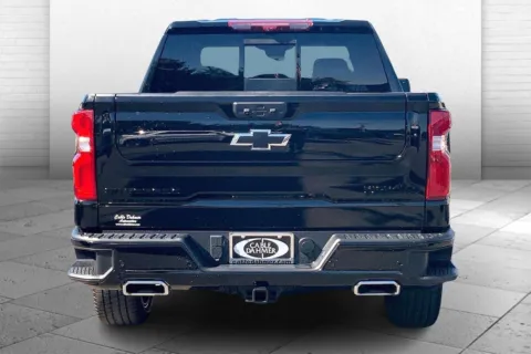 Another view of 2023 Chevrolet Silverado 1500 High Country for sale in Independence, MO at Cable Dahmer Buick GMC of Independence