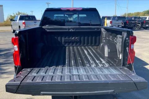 More photos of 2023 Chevrolet Silverado 1500 High Country at Cable Dahmer Buick GMC of Independence, MO