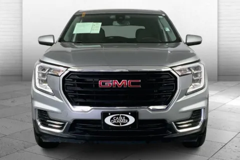 Photos of 2024 GMC Terrain SLE for sale in Independence, MO at Cable Dahmer Buick GMC of Independence