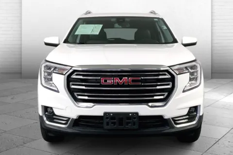 Photos of 2023 GMC Terrain SLT for sale in Independence, MO at Cable Dahmer Buick GMC of Independence
