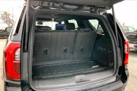 More photos of 2026 GMC Yukon Elevation at Cable Dahmer Buick GMC of Independence, MO