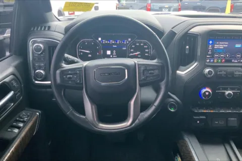 More photos of 2021 GMC Sierra 2500 HD Denali at Cable Dahmer Buick GMC of Independence, MO