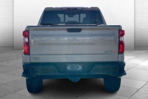 Another view of 2022 Chevrolet Silverado 1500 ZR2 for sale in Independence, MO at Cable Dahmer Buick GMC of Independence
