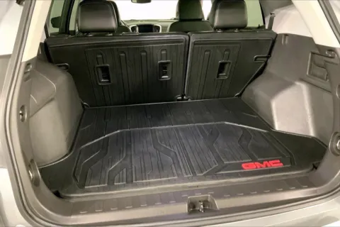 More photos of 2024 GMC Terrain SLT at Cable Dahmer Buick GMC of Independence, MO