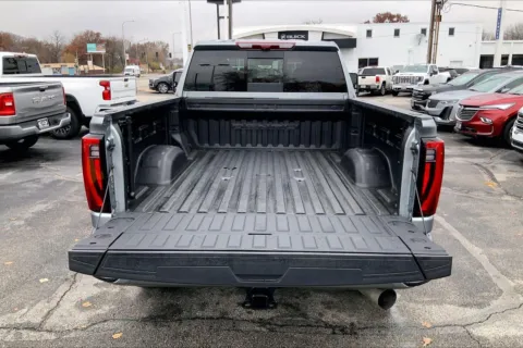 More photos of 2024 GMC Sierra 2500 HD Denali Ultimate at Cable Dahmer Buick GMC of Independence, MO