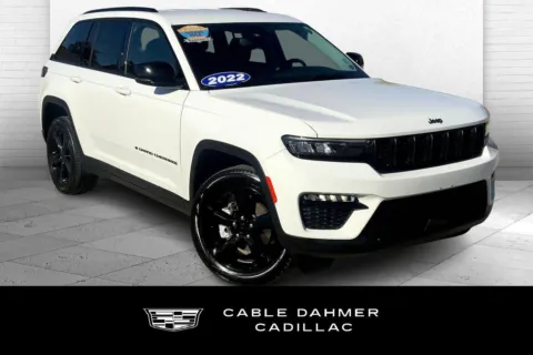 White 2023 Jeep Grand Cherokee Limited for sale in Kansas City, MO