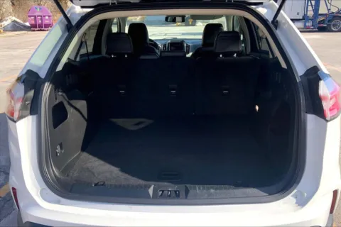 More photos of 2024 Ford Edge SEL at Cable Dahmer Cadillac of Kansas City, MO