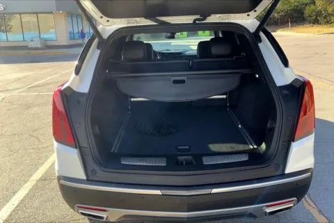 More photos of 2025 Cadillac XT5 Premium Luxury at Cable Dahmer Cadillac of Kansas City, MO