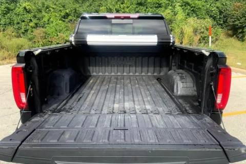 More photos of 2019 GMC Sierra 1500 AT4 at Cable Dahmer Cadillac of Kansas City, MO