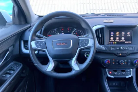More photos of 2022 GMC Terrain SLE at Cable Dahmer Cadillac of Kansas City, MO