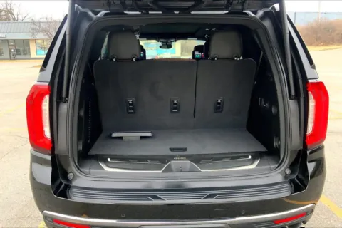 More photos of 2023 GMC Yukon Denali Ultimate at Cable Dahmer Cadillac of Kansas City, MO