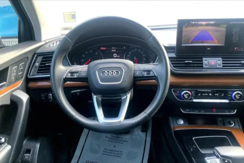 More photos of 2021 Audi Q5 Premium at Cable Dahmer Cadillac of Kansas City, MO