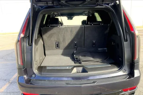 More photos of 2023 Cadillac Escalade Sport Platinum at Cable Dahmer Cadillac of Kansas City, MO