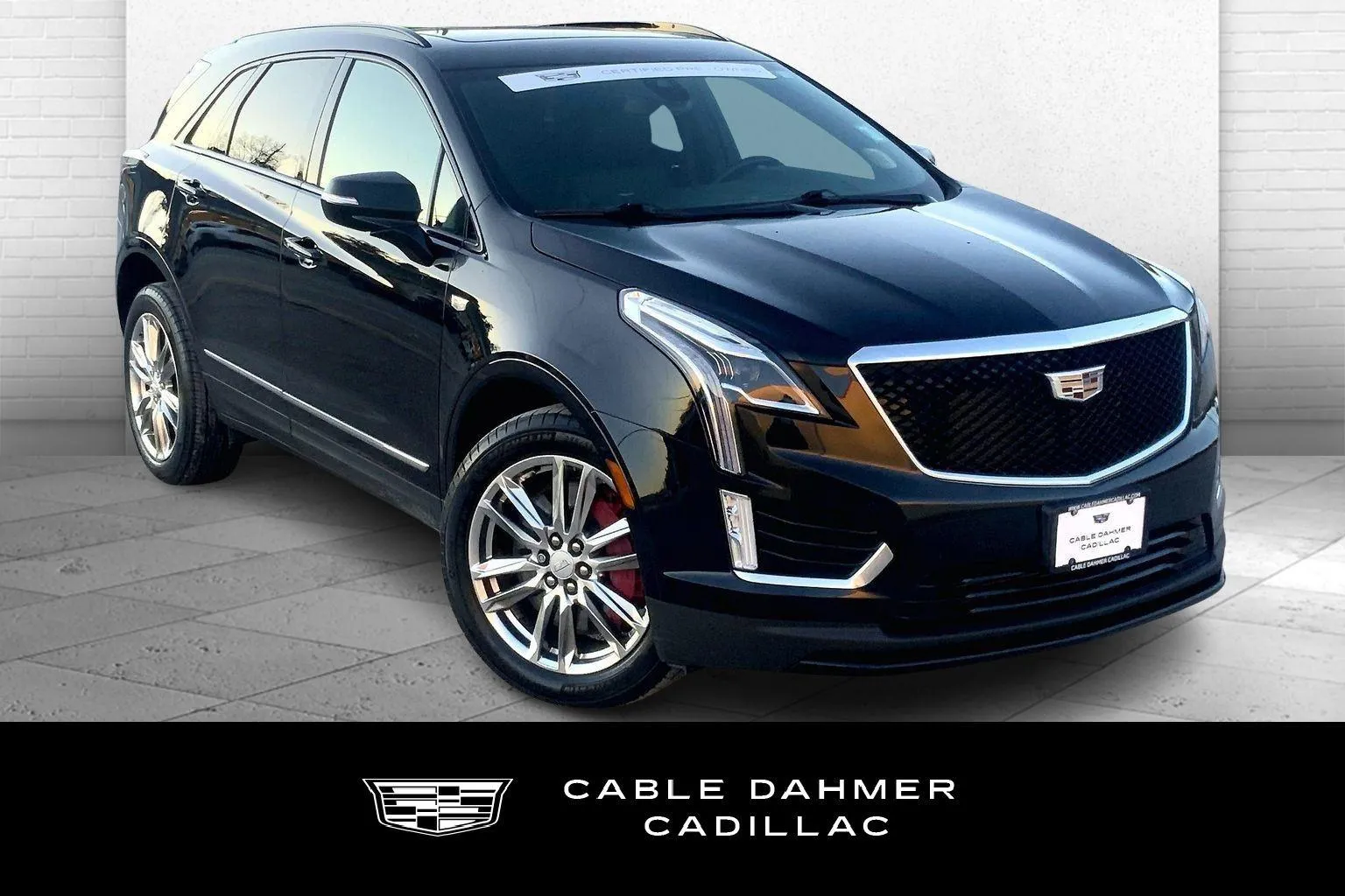 Black 2022 Cadillac XT5 Sport for sale in Kansas City, MO