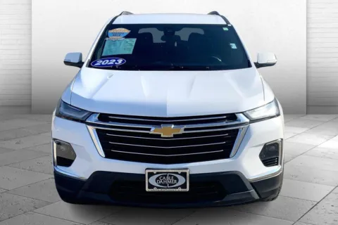 Photos of 2023 Chevrolet Traverse LT Cloth for sale in Kansas City, MO at Cable Dahmer Cadillac of Kansas City