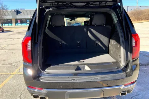 More photos of 2025 GMC Yukon Denali Ultimate at Cable Dahmer Cadillac of Kansas City, MO
